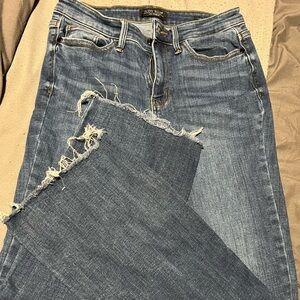 JUDY BLUE 7/28 BOOTCUT JEANS

Shipping to be paid by purchaser